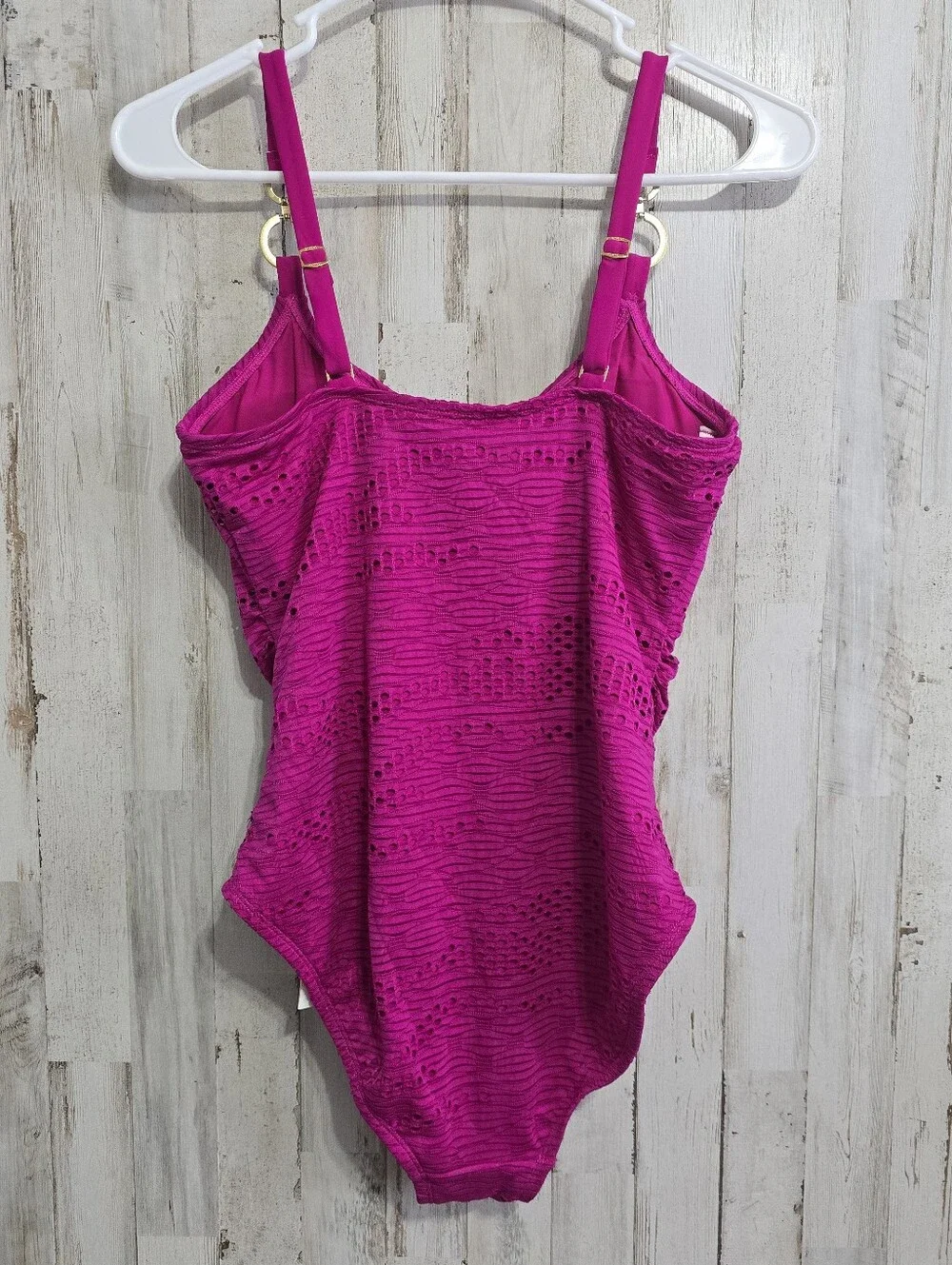 Beyond Control Magenta Textured One Piece Swimsuit Size 6